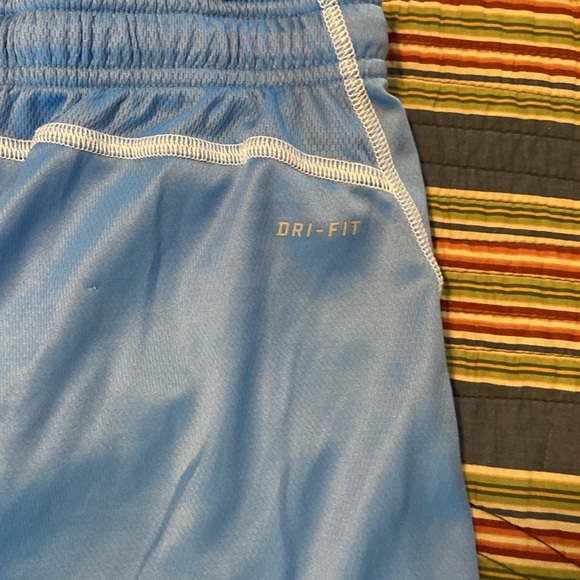 Women’s athletic shorts - Picture 4 of 4